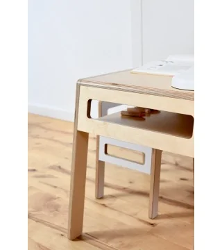 scrivania per bambini in legno con ripiano FLEX Comfy realizzata in multistrato di betulla di NUKI