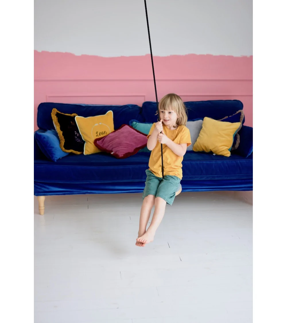 Circle wooden swing NUKI with black rope